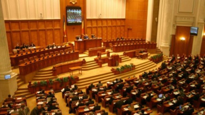 Moţiunea PDL privind companiile de stat a fost respinsă de Camera Deputaţilor
